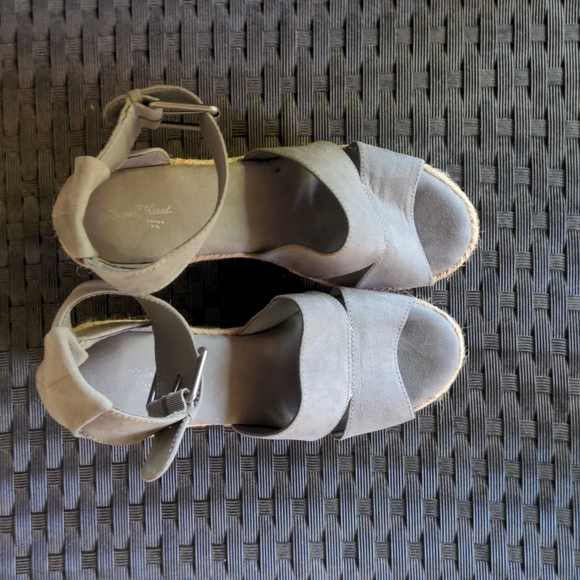 Universal Thread espadrille wedges - Picture 2 of 7